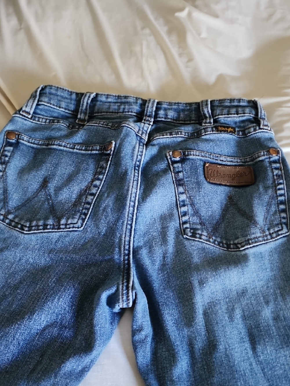 27 x 30 Wrangler Women's Blue Wide Leg Jeans